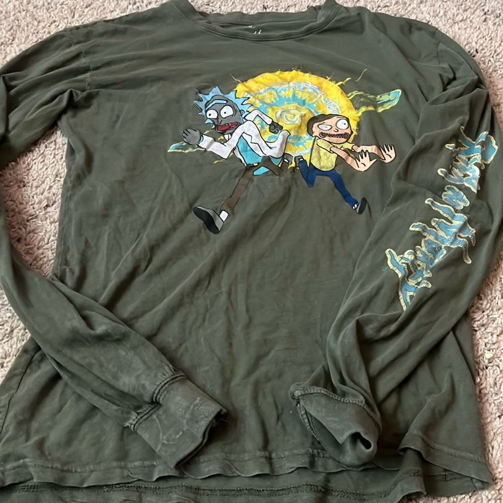 Ripple junction, small, green, rick and morty long sleeve.